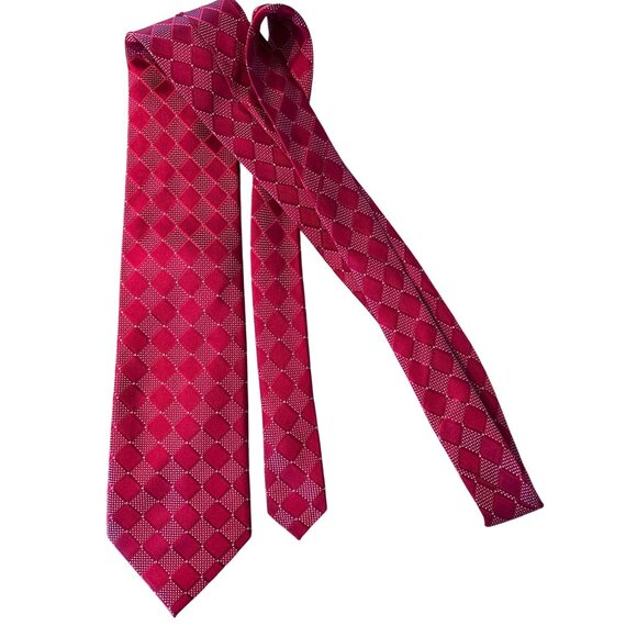 Donald Trump Signature Collection 100% Silk Red Tie Formal Geo Pattern China - Picture 3 of 7